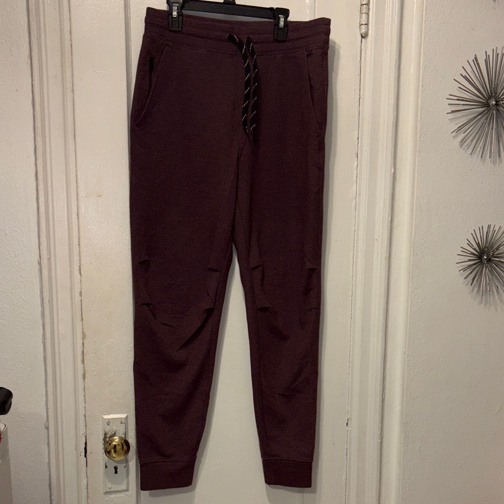 GAP Men's Dark Red Jogger Pants